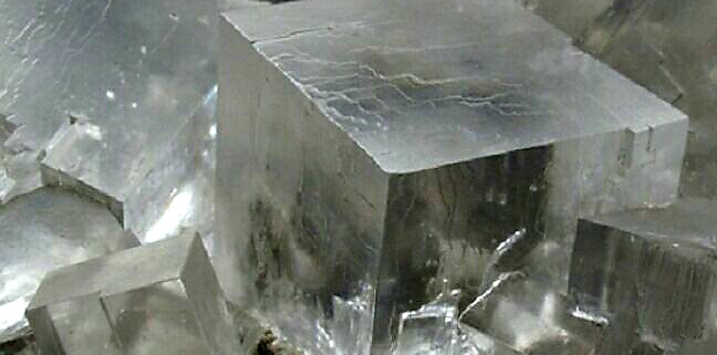 AnaHit Crystalline salt or Halite